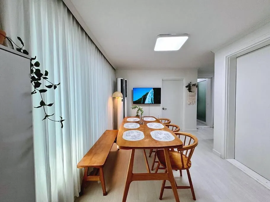 Haebangchon Itaewon 3 Bedroom Apartment Szöul
